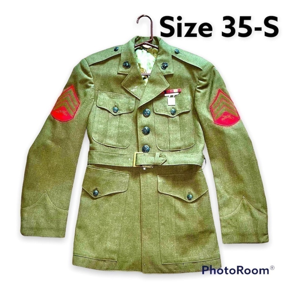 Rifle marksman Jacket 🧥 
#vintage
#army
#thriftfind
#military